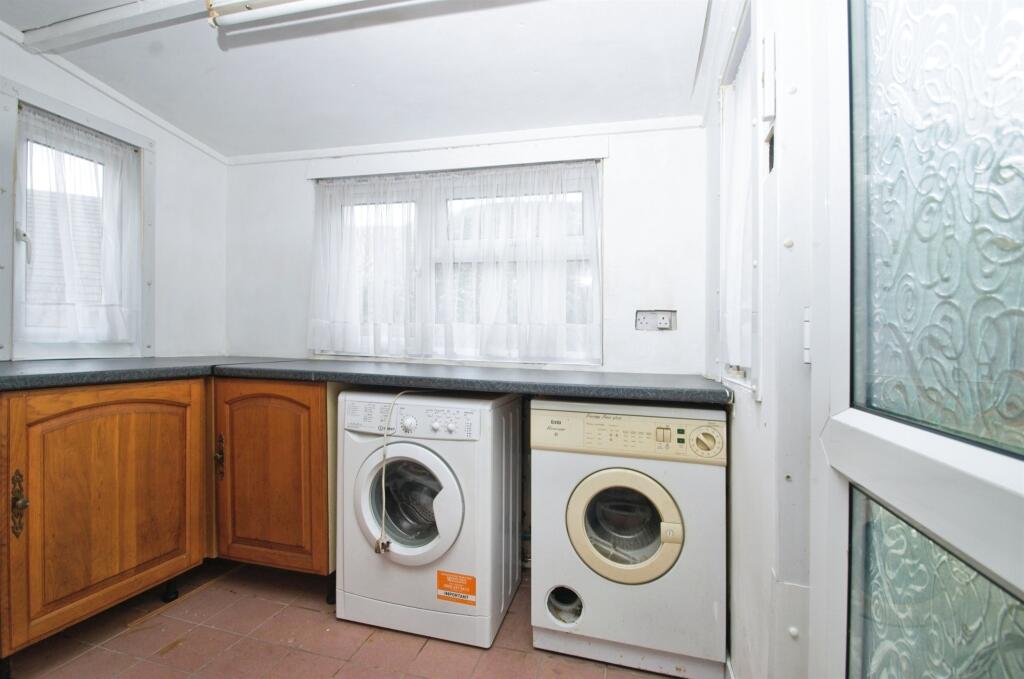 Additional image 7 of Chapel Hill Close, Llanharan, Pontyclun