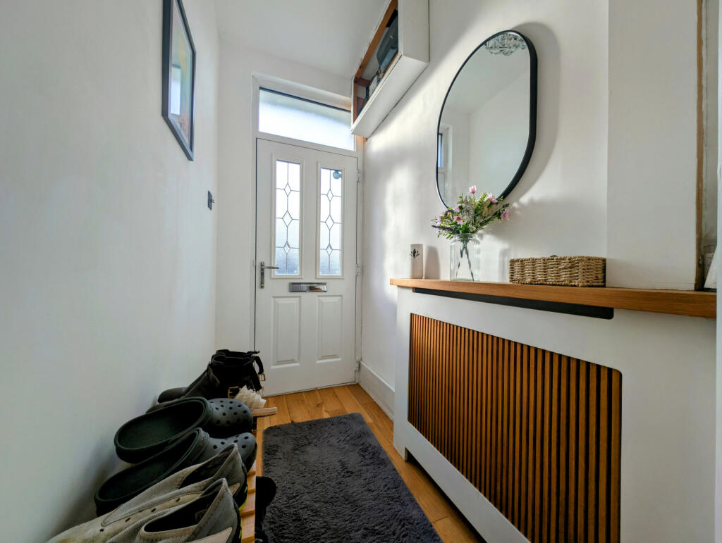 Additional image 30 of The Triangle, Caegarw