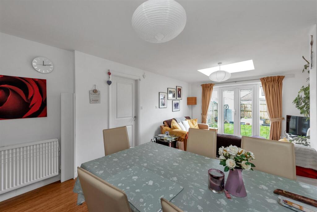 Additional image 6 of Harvey Road, London Colney, St. Albans