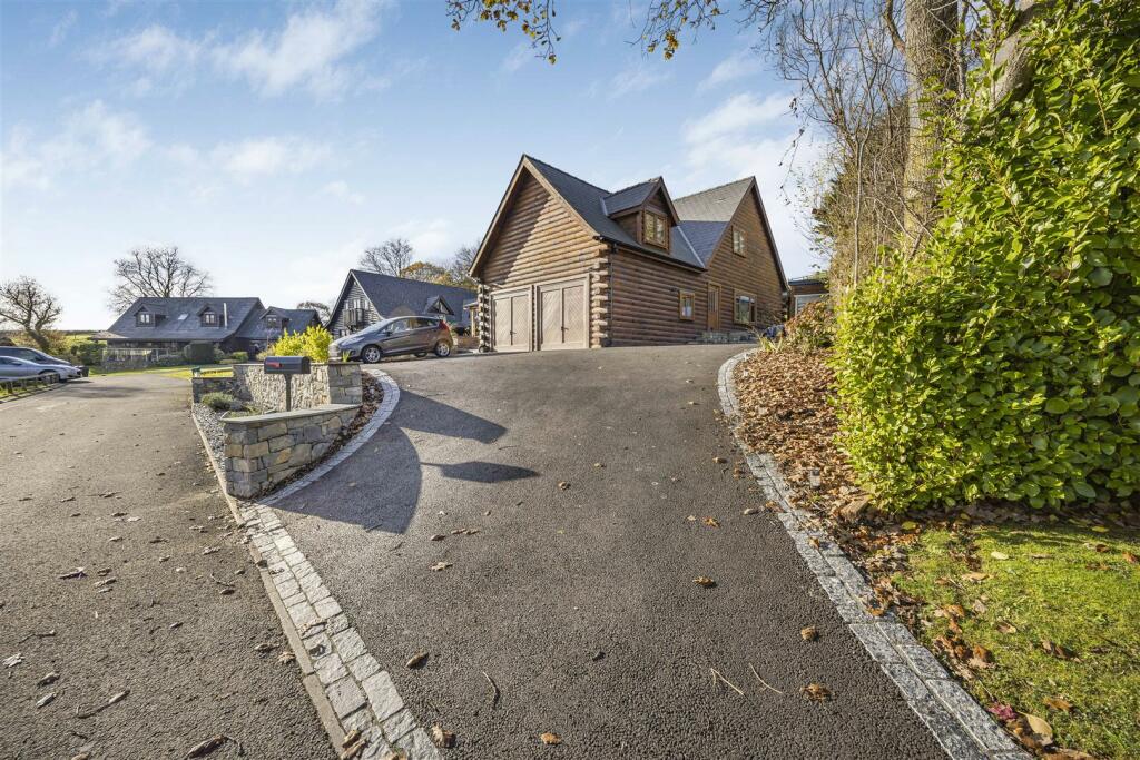 Additional image 24 of Oakmead Road, Meirios Valley