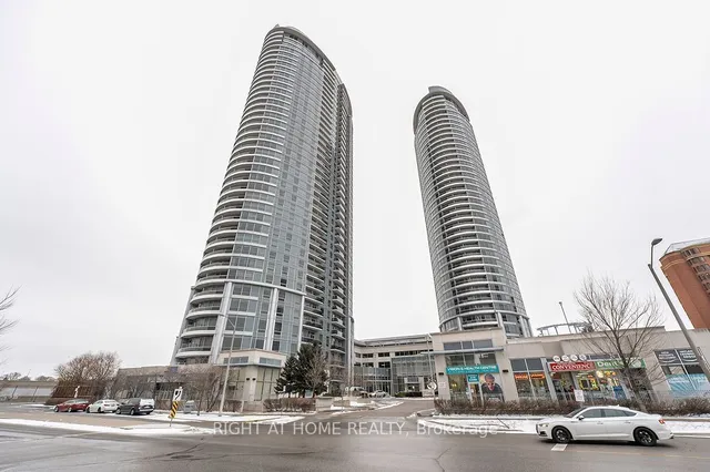 Additional image 30 of 135 Village Green Sq Unit 621