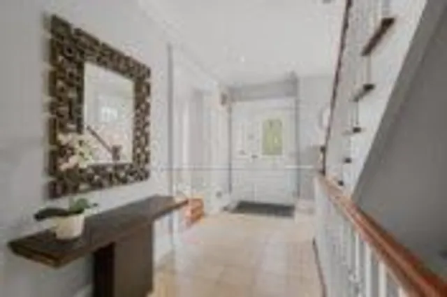 Additional image 16 of 247 Johnston Ave