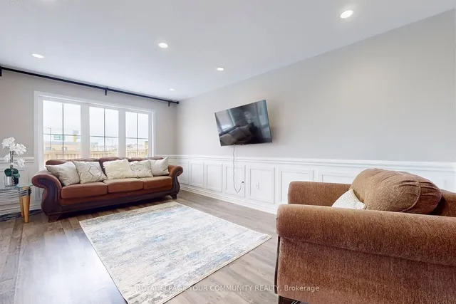 Additional image 6 of 1140 Duignan Cres