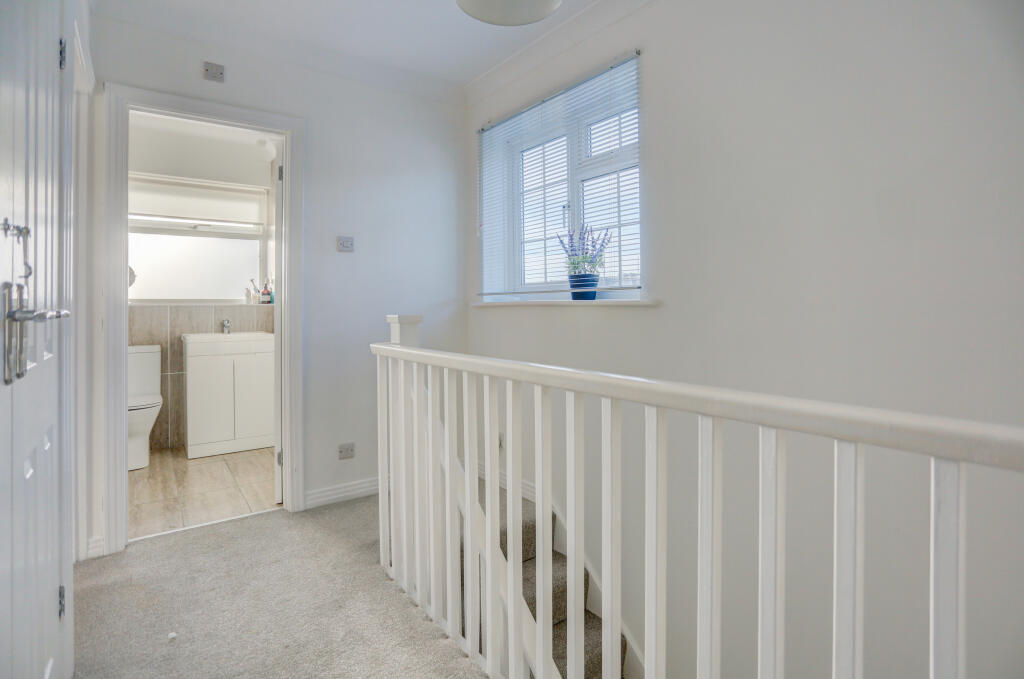 Additional image 22 of Fulmar Close, Hove, East Sussex, BN3