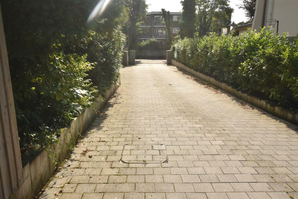 Additional image 37 of Sandstone Rise, Prenton