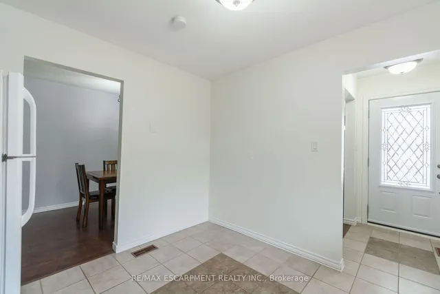 Additional image 15 of 117 Anna Capri Dr