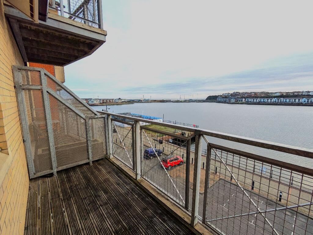 Additional image 18 of Third Floor Apartment, Glan Y Mor, Y Rhodfa, Barry, CF63 4BB