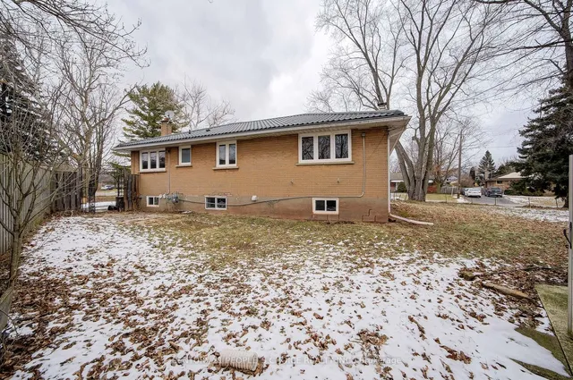 Additional image 40 of 5469 Randolph Cres