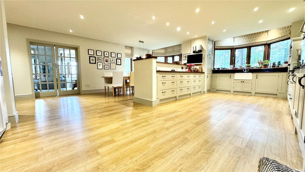 Additional image 8 of Caldy Road, Wirral, Merseyside, CH48