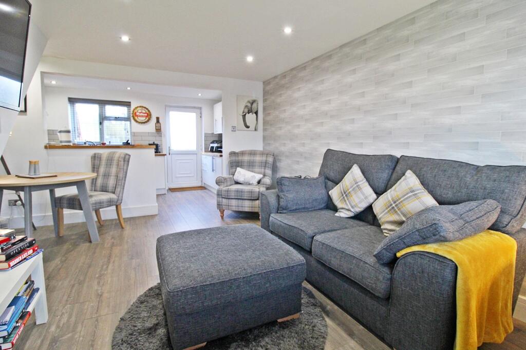 Additional image 6 of The Hollies, Brynsadler, Pontyclun, Rhondda Cynon Taff. CF72 9BB