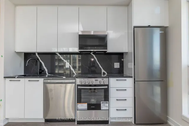 Additional image 6 of 871 Sheppard Ave Unit TH11