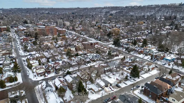 Additional image 33 of 40 Linwood Ave