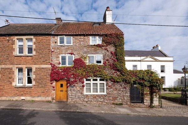 Additional image 2 of Charming Cottage in the heart of Chew Magna