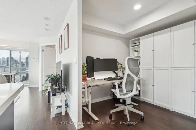 Additional image 8 of 125 Western Battery Rd Unit 802