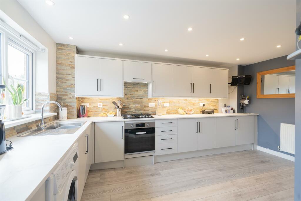 Additional image 45 of East O' Hills Close, Heswall, Wirral, CH60