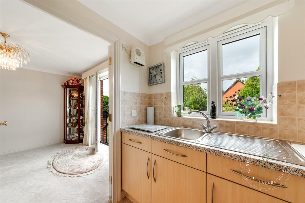 Additional image 17 of Pritchard Court, Cardiff Road, Llandaff, Cardiff