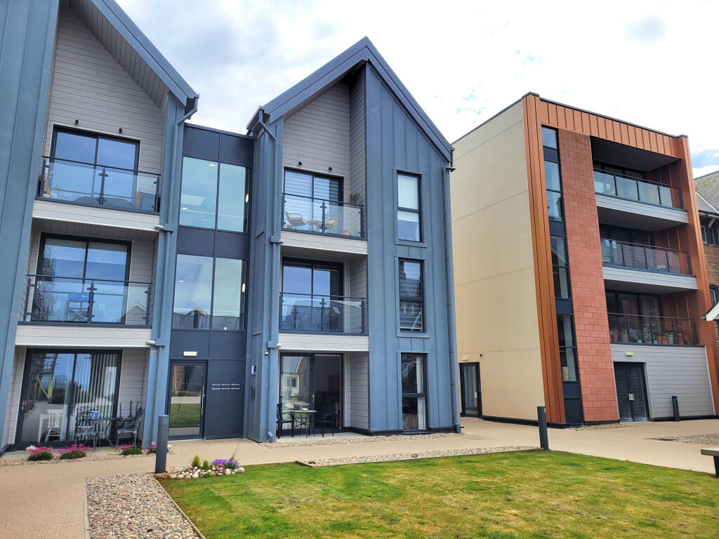 Additional image 2 of THE REST, REST BAY, PORTHCAWL, CF36 3UP