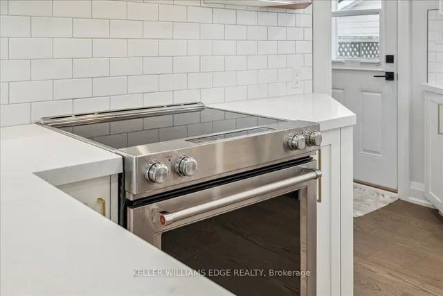 Additional image 13 of 4 Fernwood Cres