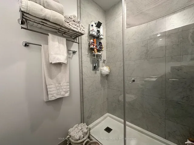 Additional image 9 of 1926 Lakeshore Blvd Unit 4207