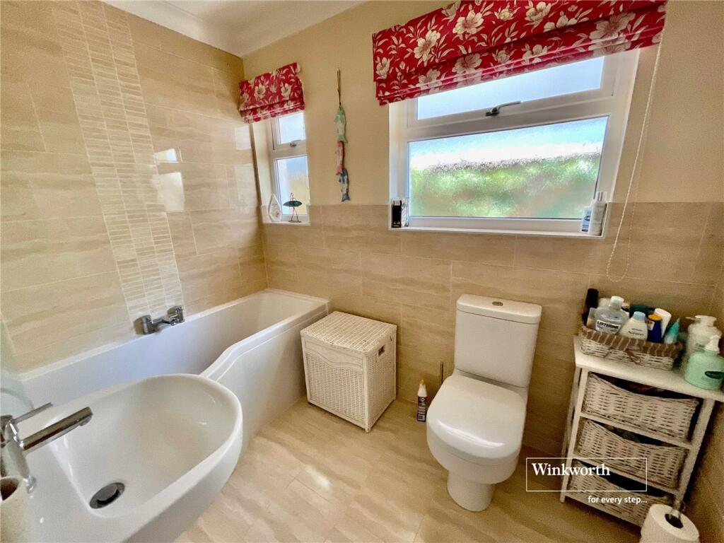 Additional image 18 of Hurstbourne Avenue, Highcliffe, Christchurch, BH23