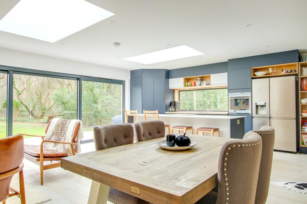 Additional image 3 of Chewton Common Road, Highcliffe, Christchurch, BH23