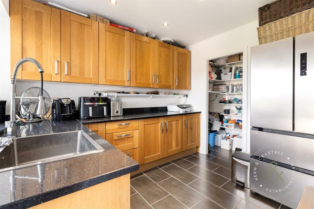 Additional image 26 of Pencoed Avenue, Pontypridd
