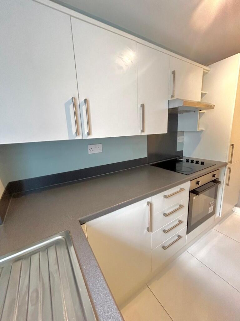 Additional image 18 of Catherine Street, Cardiff(City), CF24