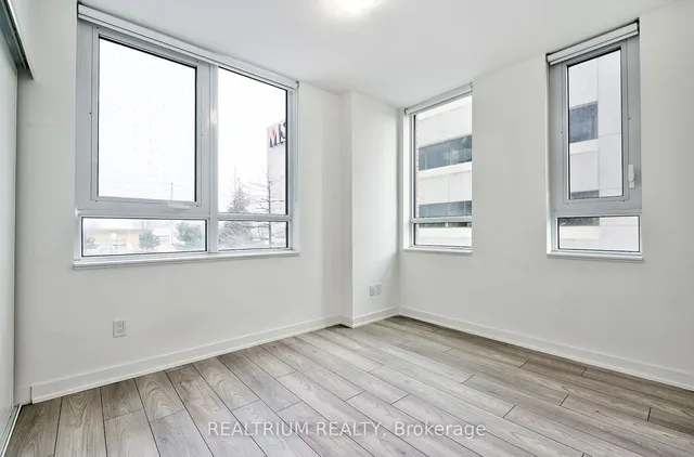 Additional image 15 of 8 Tippett Rd Unit 215