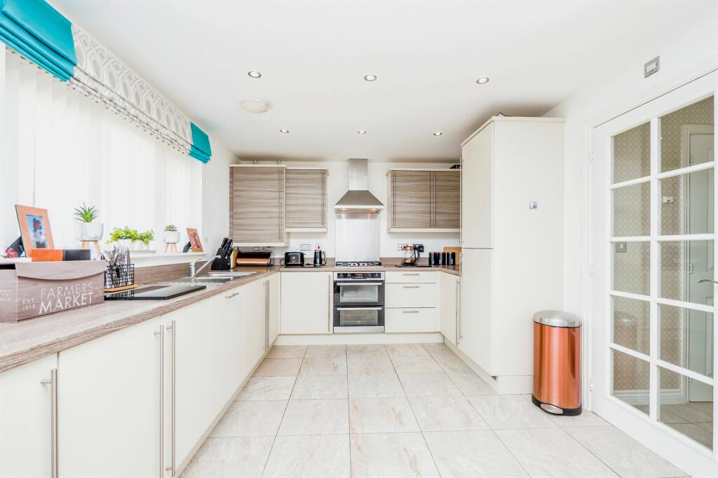 Additional image 4 of Heol Y Sianel, Rhoose, Barry