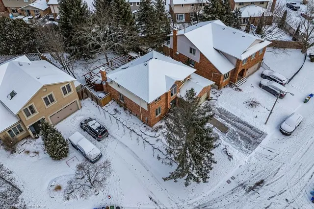 Additional image 43 of 3 Barrington Crt