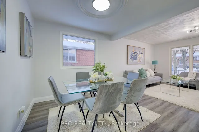 Additional image 11 of 18 Martinglen Cres