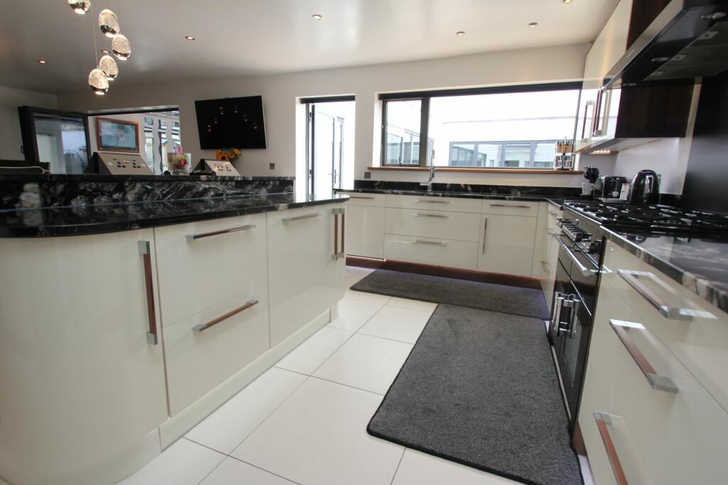 Additional image 14 of Cog Road, Sully, CF64