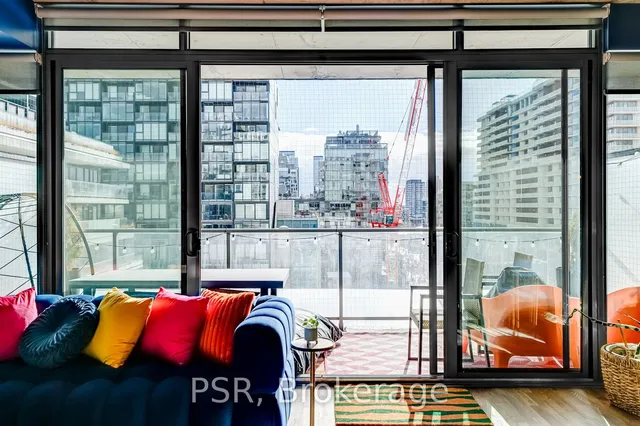 Additional image 21 of 95 Bathurst St Unit 816