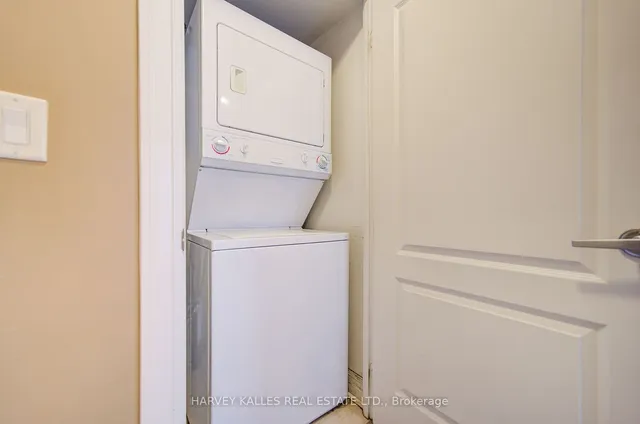 Additional image 18 of 32 Kenaston Gdns Unit TH103