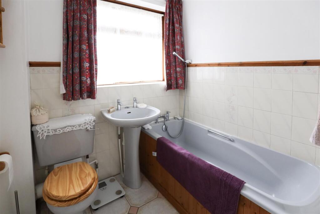 Additional image 14 of Sigingstone, Cowbridge