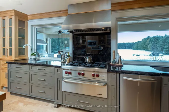 Additional image 15 of 13738 Sixth Line