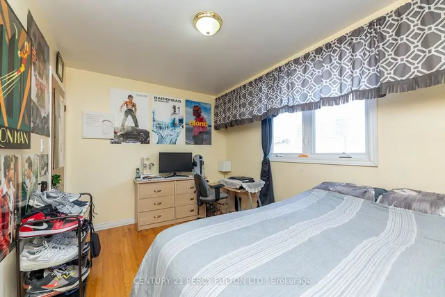 Additional image 37 of 39 Picaro Dr