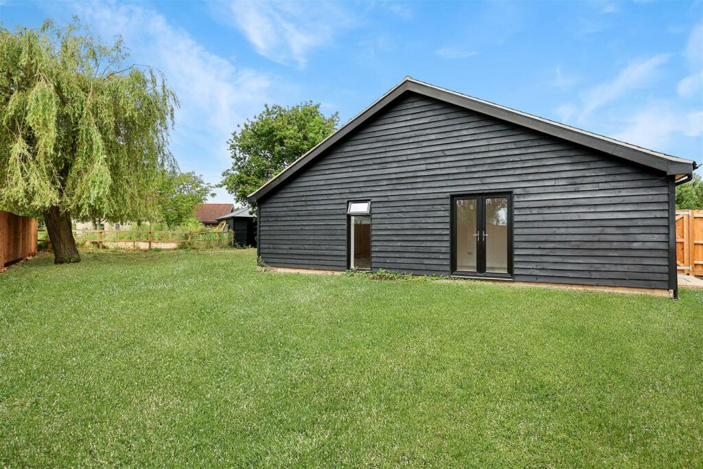 Additional image 18 of Highfields Road, Highfields Caldecote