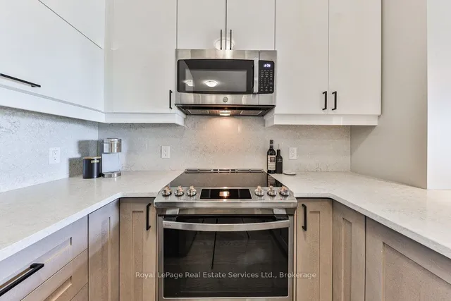 Additional image 10 of 460 Gordon Krantz Ave Unit 306