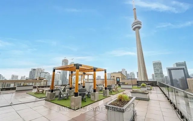 Additional image 35 of 260 Queens Quay Unit 3103