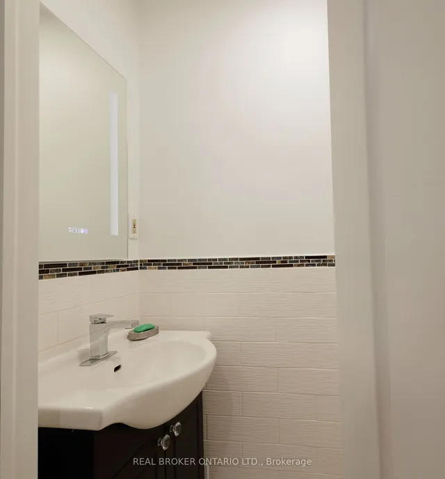 Additional image 11 of 88 Vanbrugh Ave