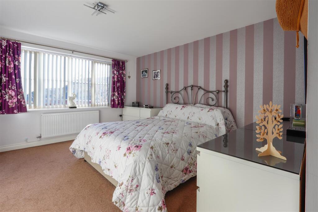 Additional image 13 of Afal Sur, Barry