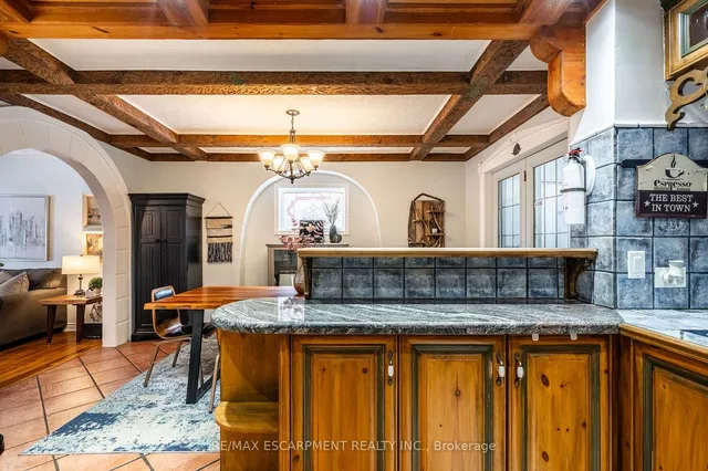 Additional image 17 of 164 Edgemont St