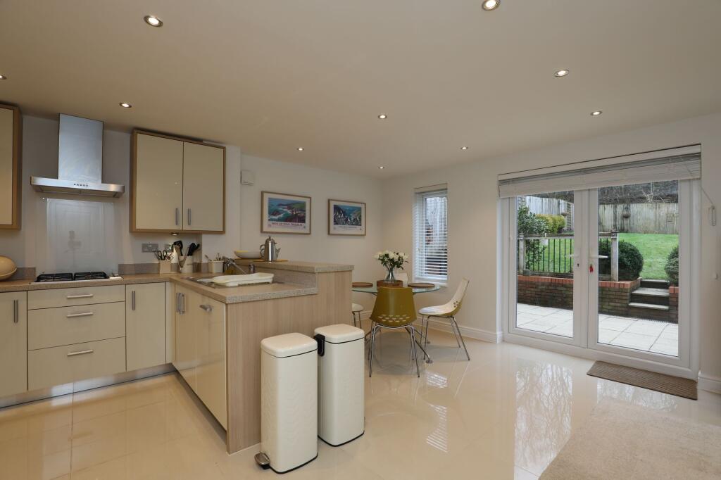 Additional image 9 of Llanharan, Pontyclun, CF72