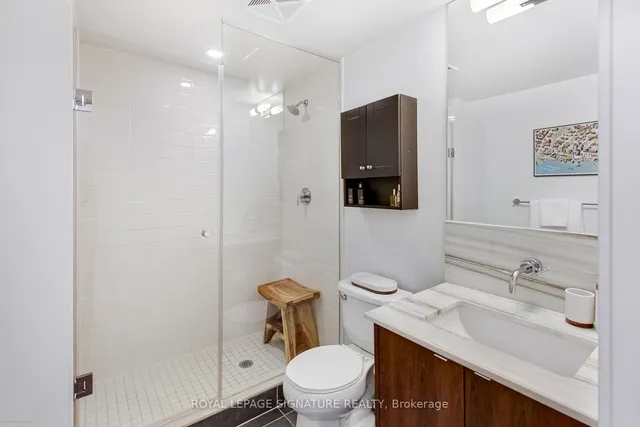 Additional image 20 of 59 East Liberty St Unit 1111