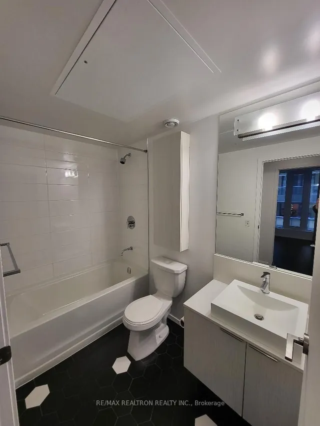 Additional image 8 of 68 Shuter St Unit 510