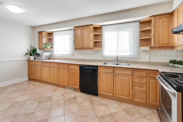 Additional image 9 of 16 Turret Hill Way