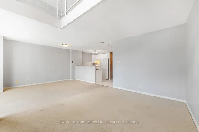 Additional image 9 of 10 Yonge St Unit 2609