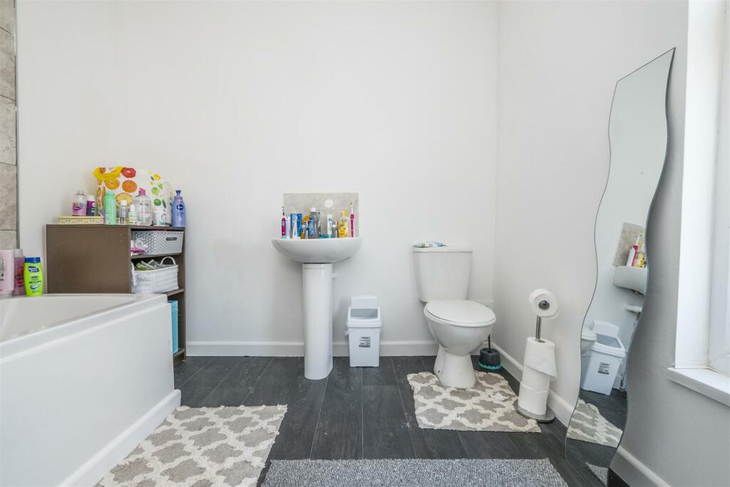 Additional image 20 of Holmes Street, Barry