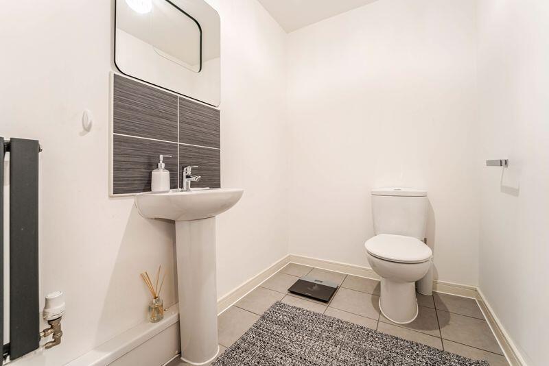 Additional image 6 of Mendip Road, Weston super Mare - LARGER THAN AVERAGE